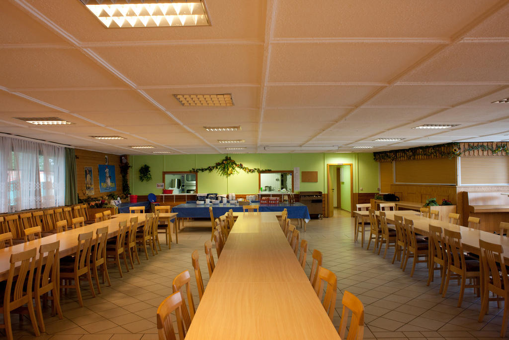 Jugendtours-Feriendorf Ummanz Exterior photo
